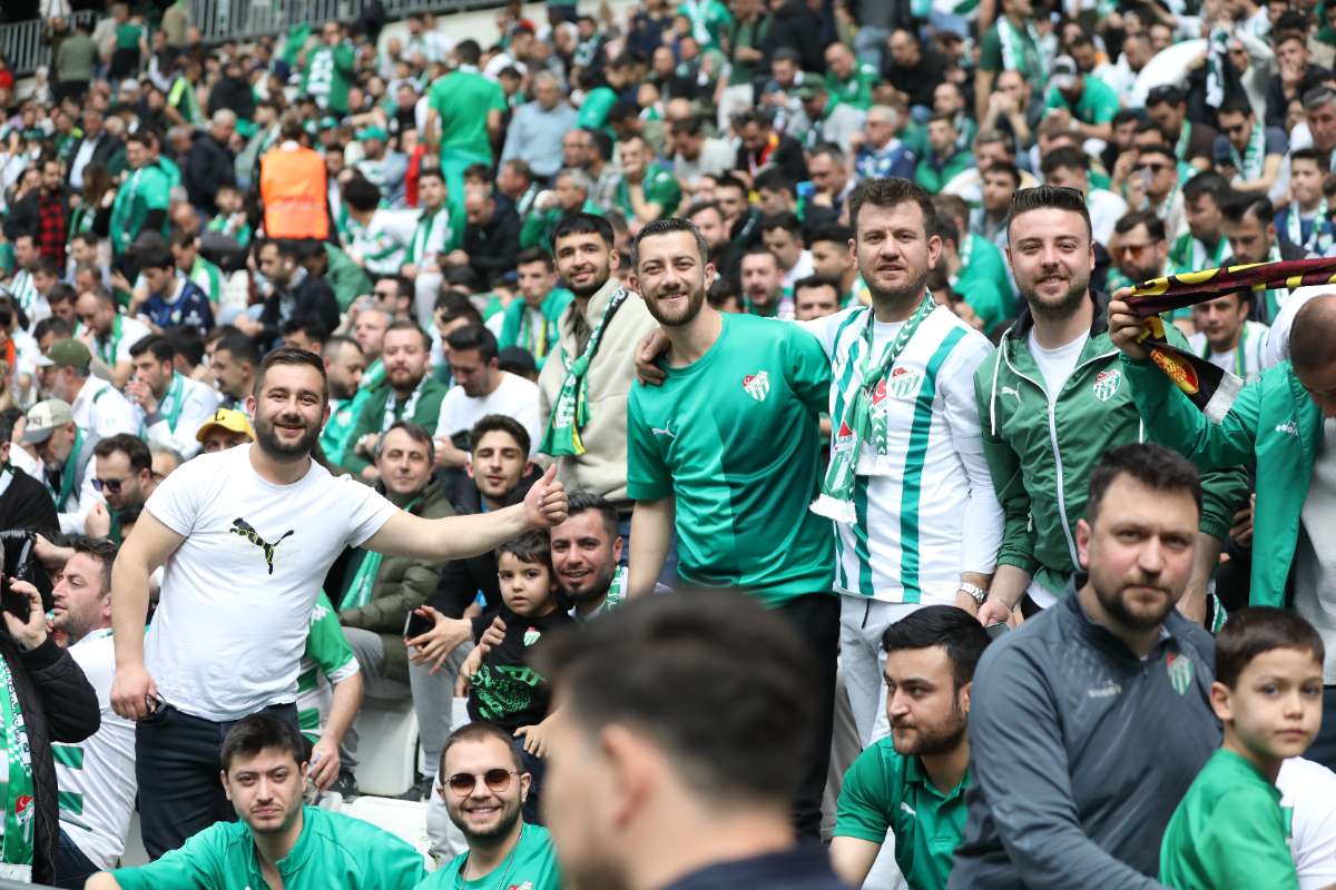 (FOTO GALERİ) BURSASPOR - 23 ELAZIĞ FK TARAFTAR FOTOĞRAFLARI - 2