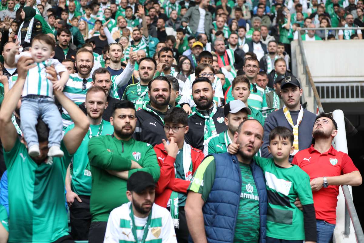 (FOTO GALERİ) BURSASPOR - 23 ELAZIĞ FK TARAFTAR FOTOĞRAFLARI - 2