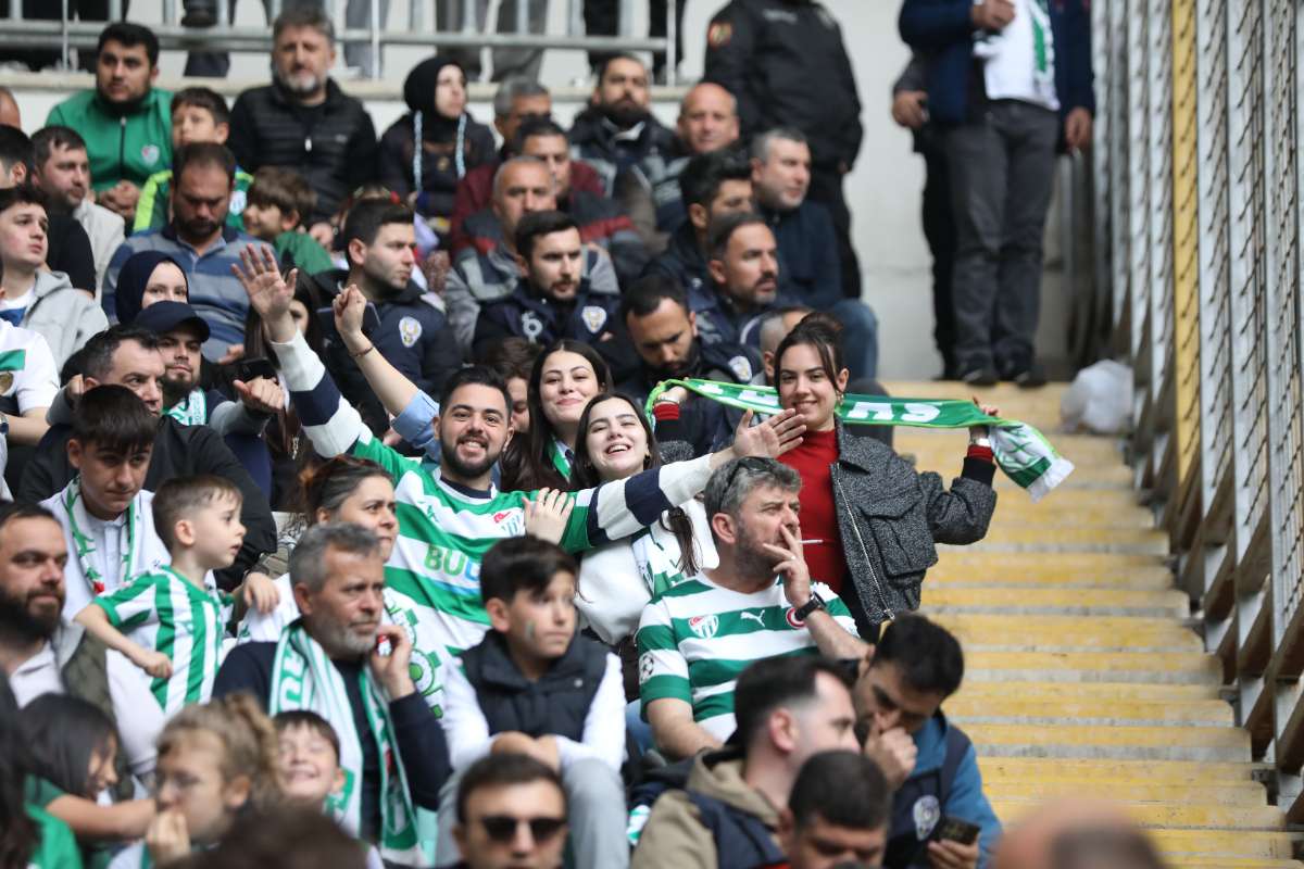 (FOTO GALERİ) BURSASPOR - 23 ELAZIĞ FK TARAFTAR FOTOĞRAFLARI - 2