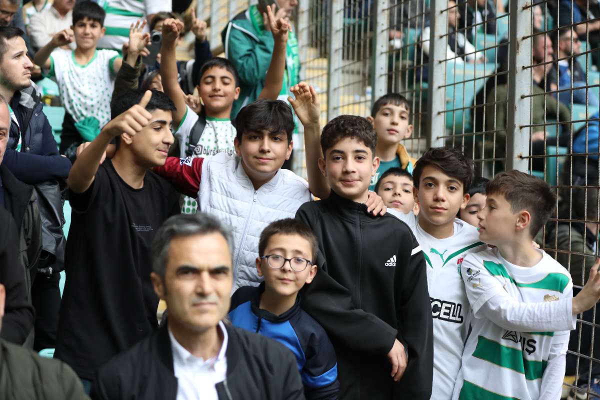 (FOTO GALERİ) BURSASPOR - 23 ELAZIĞ FK TARAFTAR FOTOĞRAFLARI - 2