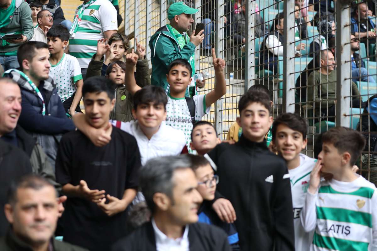 (FOTO GALERİ) BURSASPOR - 23 ELAZIĞ FK TARAFTAR FOTOĞRAFLARI - 2