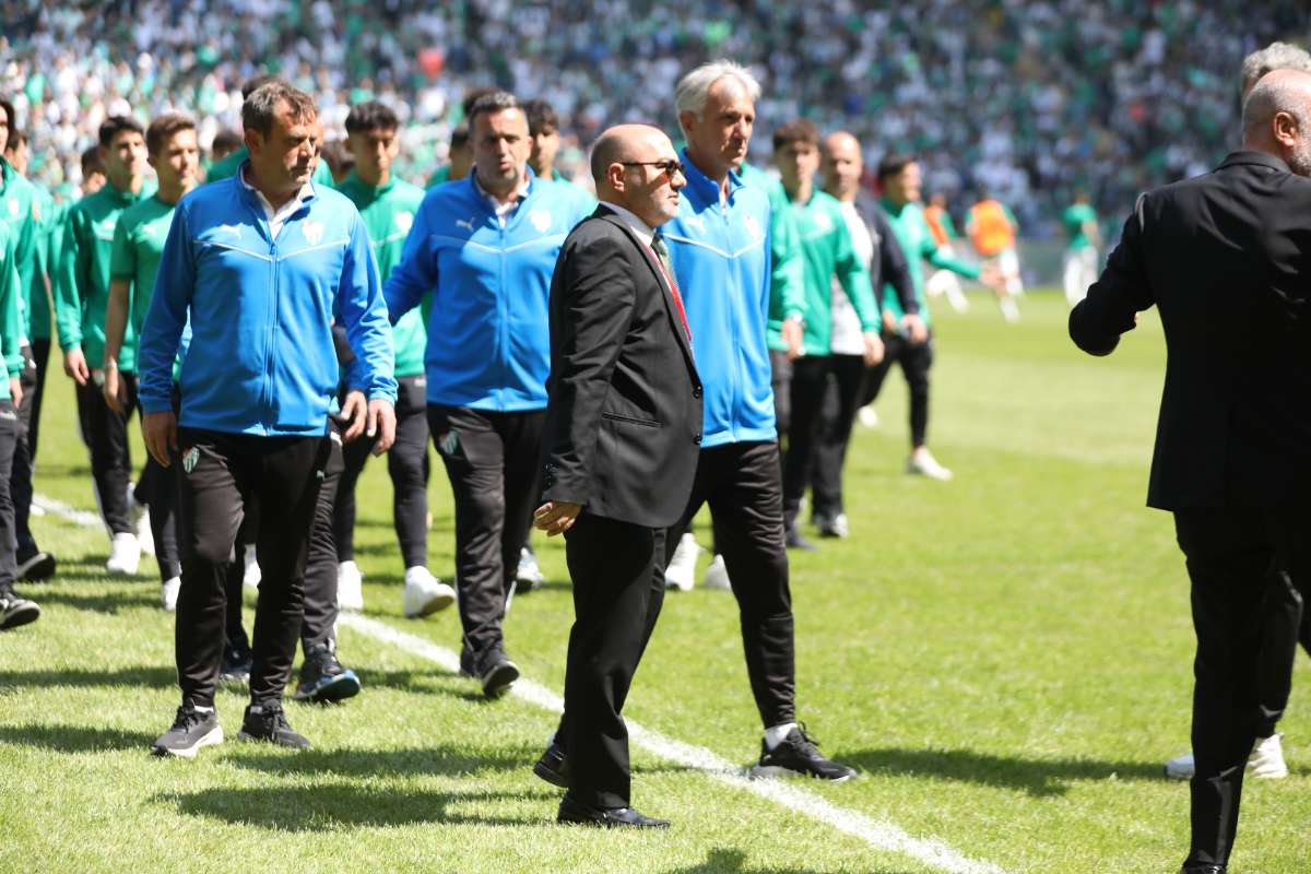(FOTO GALERİ) BURSASPOR-BORNOVA FK TARAFTAR FOTOĞRAFLARI-2