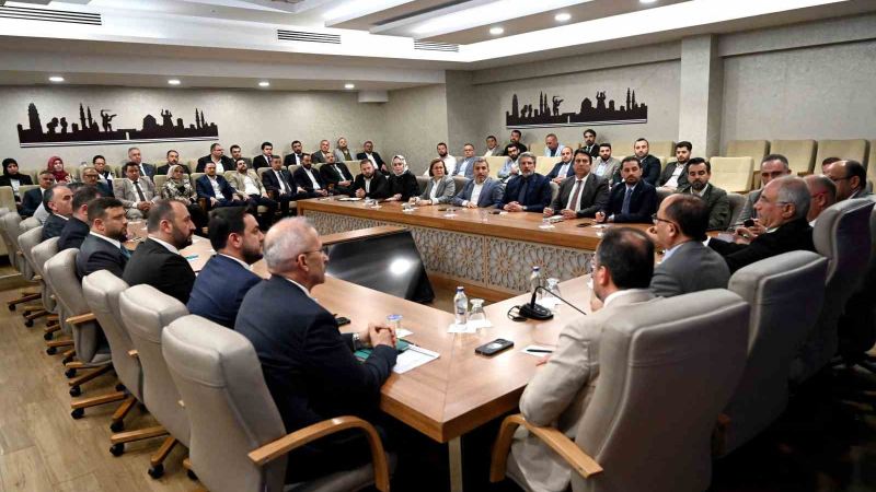 Efkan Ala’dan Ak Parti Bursa’ya ziyaret