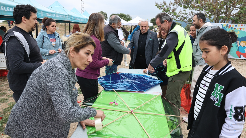 Nilüfer’de gökyüzü uçurtmalarla renklendi