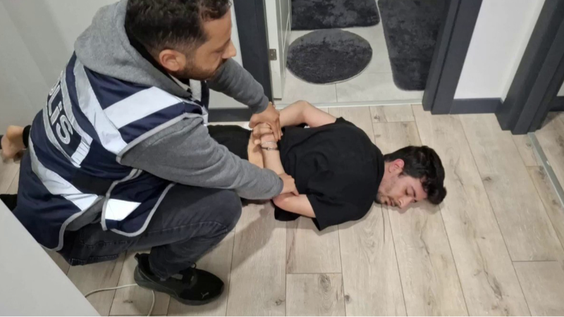 Bursa merkezli 4 ilde dolandırıcılık operasyonu: 18 gözaltı