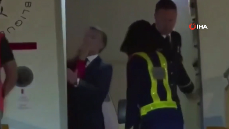 Macron'un eşinden tokat yediği iddiası