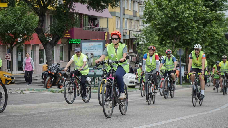Bisikletliler, farkındalık için pedal çevirdi