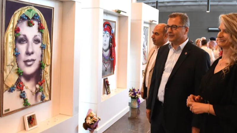 Bursa’nın ipek böceği kozaları sanatla buluştu