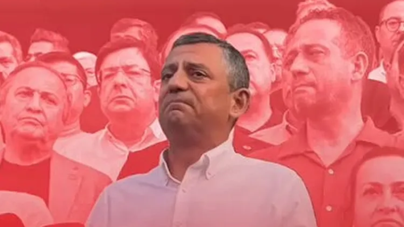 CHP lideri Özel'den Zeyrek'e duygusal veda
