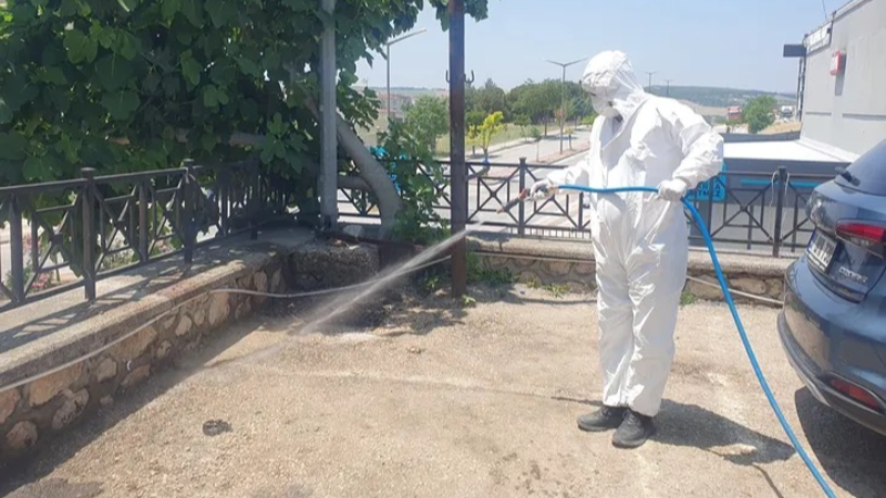 Nilüfer’de bayram sonrası temizlik yapıldı