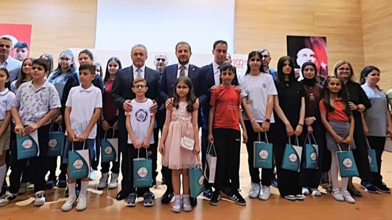 Bursa'da "Dilimizin Zenginlikleri Projesi" sona erdi