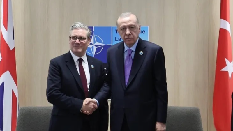 Cumhurbaşkanı Erdoğan, Starmer ile görüştü