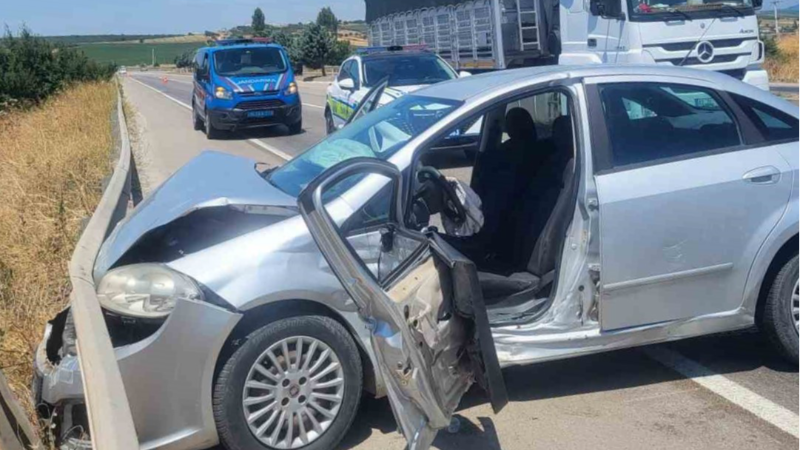 Bursa’da dikkatsizlik kazaya sebep oldu: 5 kişi yaralandı