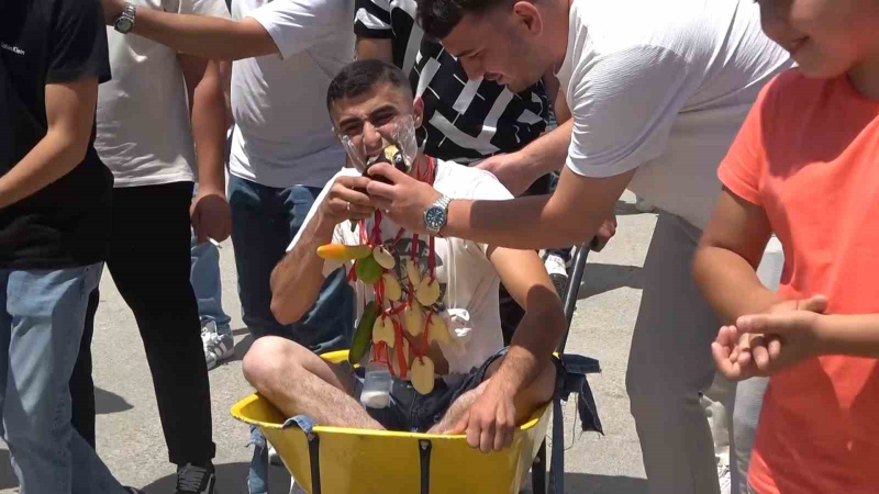 Bursa’da damada işkence gibi düğün
