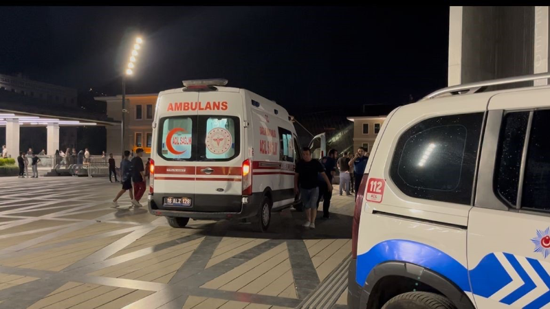 14 yaşındaki kız bıçakla dehşet saçtı