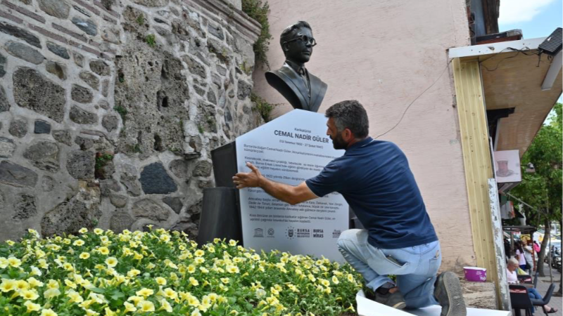 Büyükşehir, Bursalı sanatçı Cemal Nadir'in anısını yaşatıyor