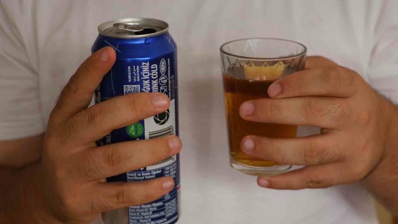 Enerji içeceği tüketmek kalp krizine neden olabiliyor