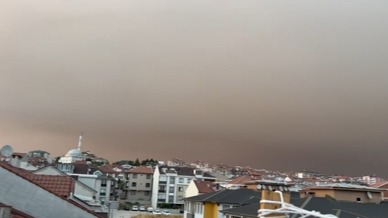 Bursa'yı yoğun duman ve kül kapladı