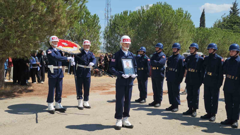 Bursalı kara astsubay öğrencisi toprağa verildi