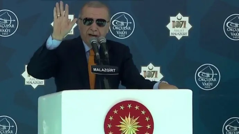 Cumhurbaşkanı Erdoğan Malazgirt'te konuştu