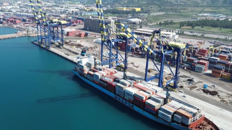 Dış ticaret açığı yüzde 11,8 azaldı