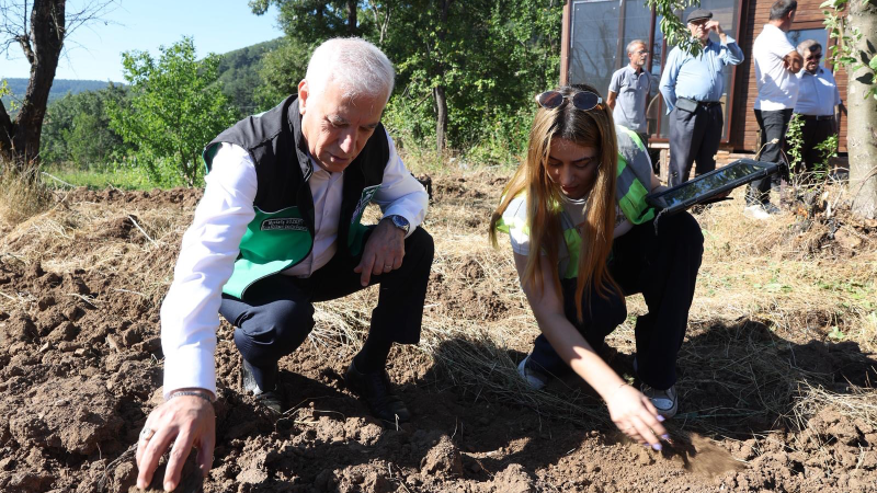 Büyükşehir'den çiftçiye bilimsel destek