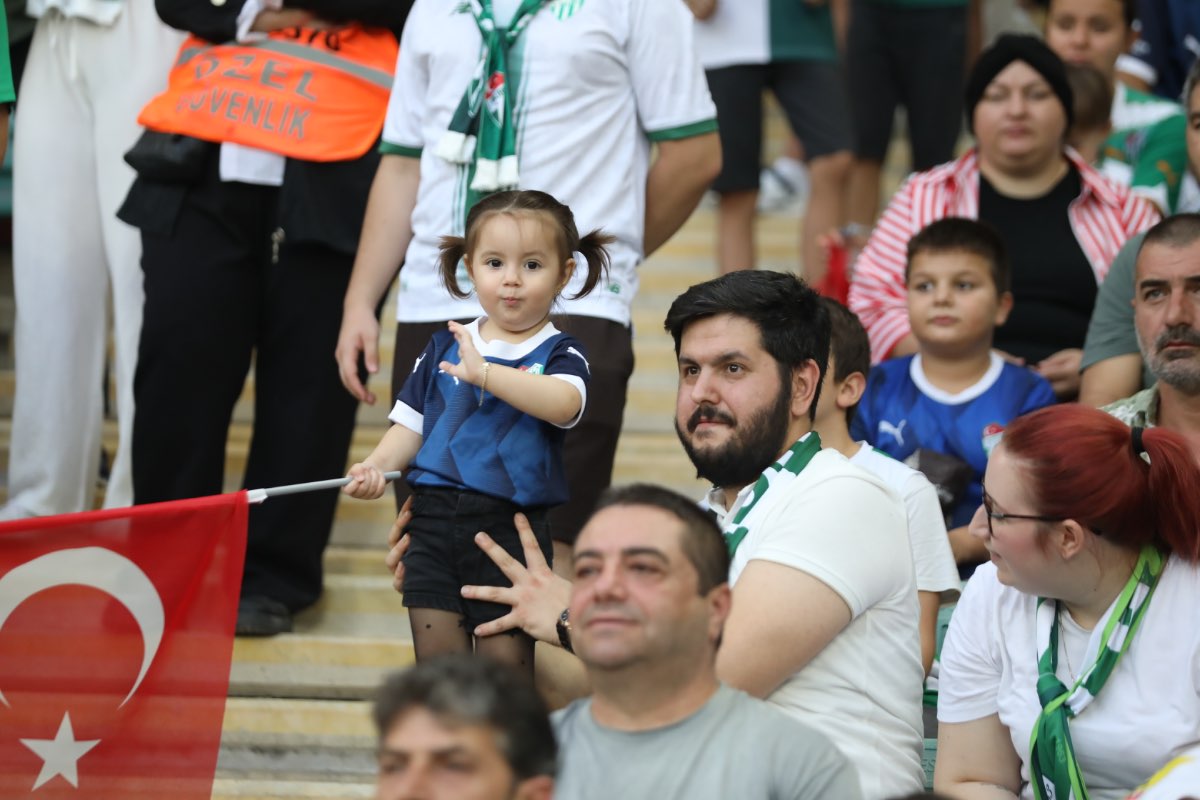 (FOTO GALERİ) Bursaspor-1461 Trabzon FK taraftar fotoğrafları
