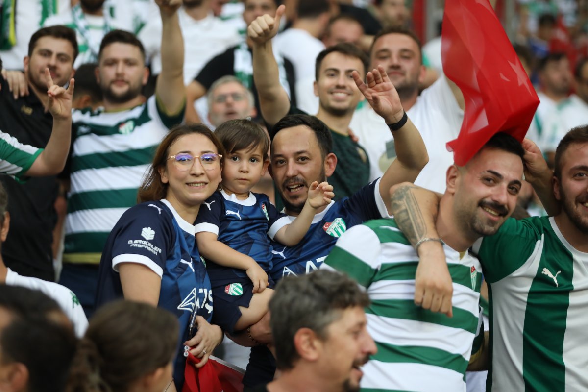 (FOTO GALERİ) Bursaspor-1461 Trabzon FK taraftar fotoğrafları