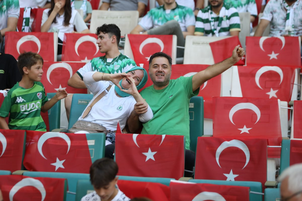 (FOTO GALERİ) Bursaspor-1461 Trabzon FK taraftar fotoğrafları