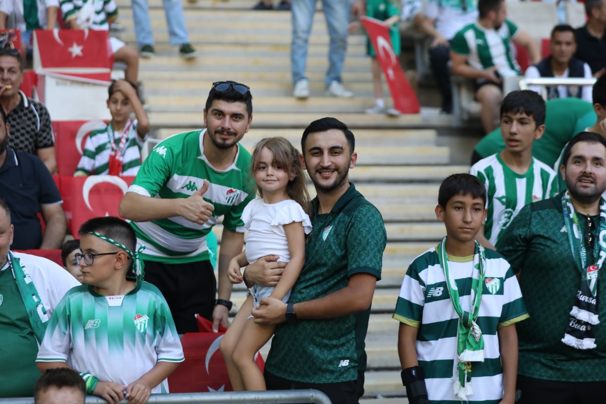 (FOTO GALERİ) Bursaspor-1461 Trabzon FK taraftar fotoğrafları