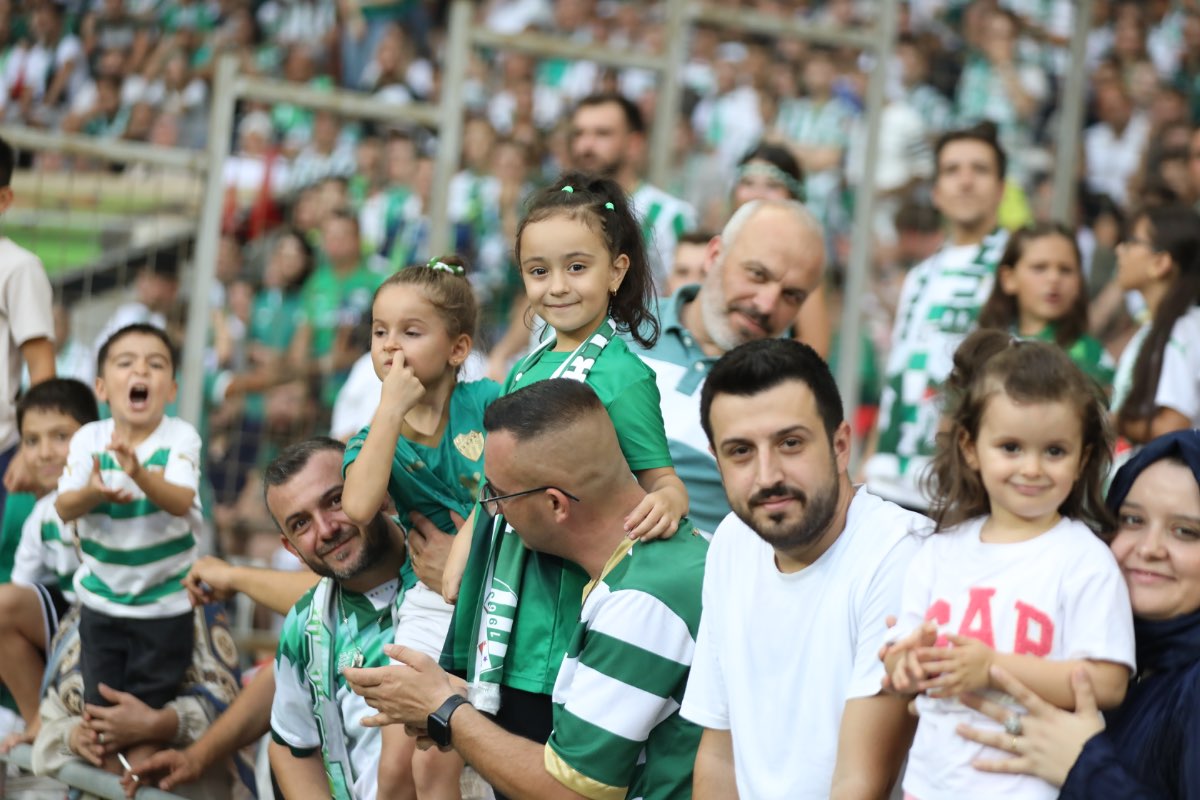 (FOTO GALERİ) Bursaspor-1461 Trabzon FK taraftar fotoğrafları