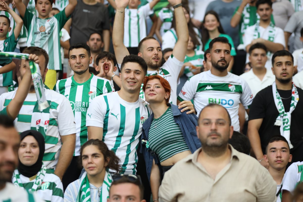(FOTO GALERİ) Bursaspor-1461 Trabzon FK taraftar fotoğrafları
