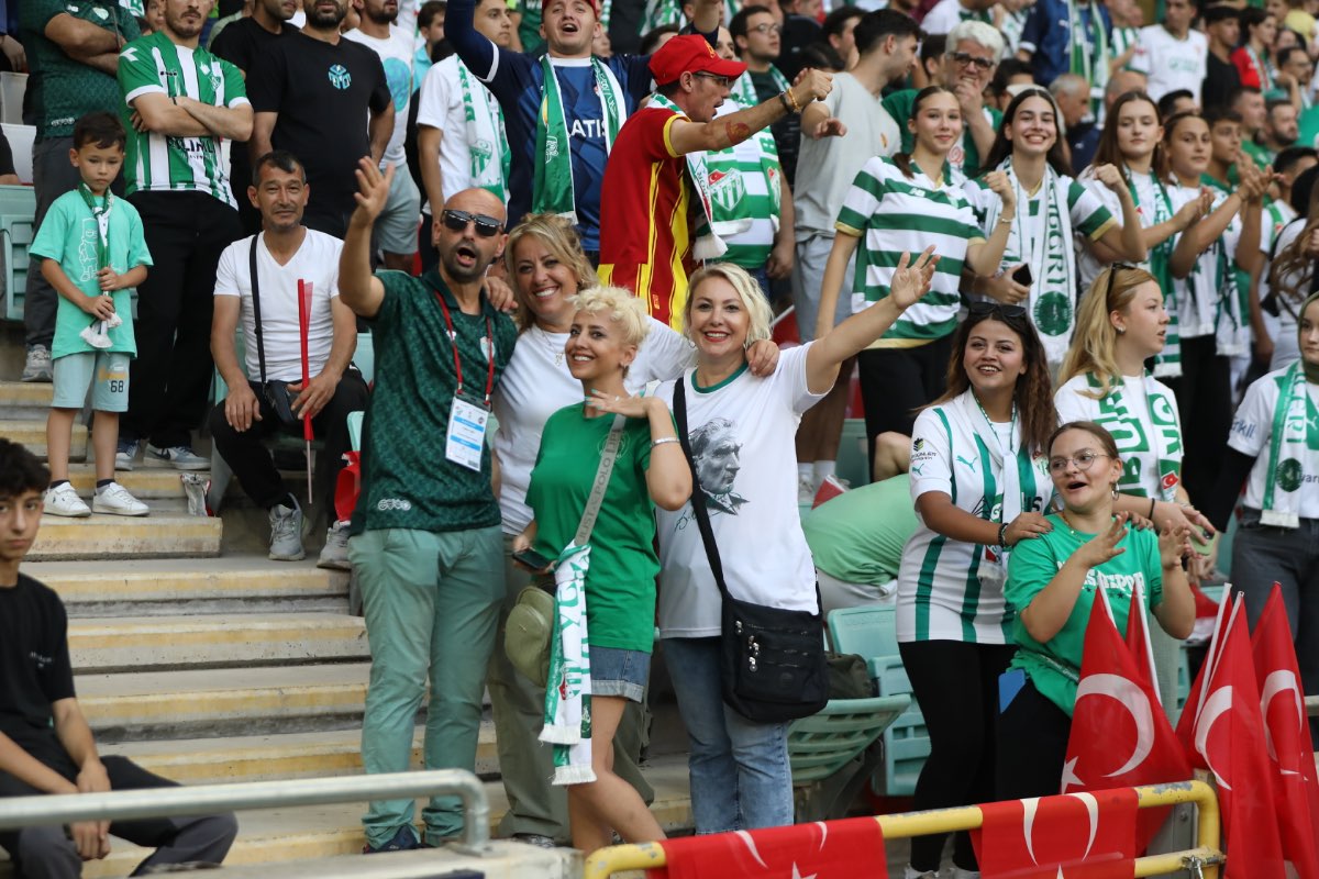 (FOTO GALERİ) Bursaspor-1461 Trabzon FK taraftar fotoğrafları