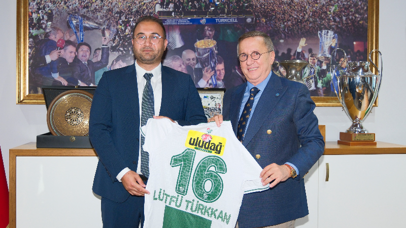 İyi Parti Bursaspor'u ziyaret etti