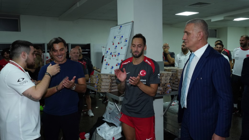 Cumhurbaşkanı Erdoğan’dan Millilerimize tebrik telefonu
