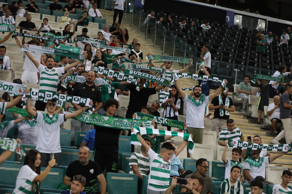 (FOTO GALERİ) Bursaspor- Söğütspor taraftar fotoğrafları -1