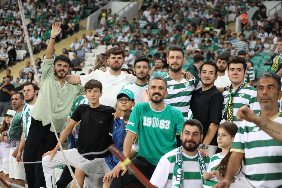 (FOTO GALERİ) Bursaspor- Söğütspor taraftar fotoğrafları -1