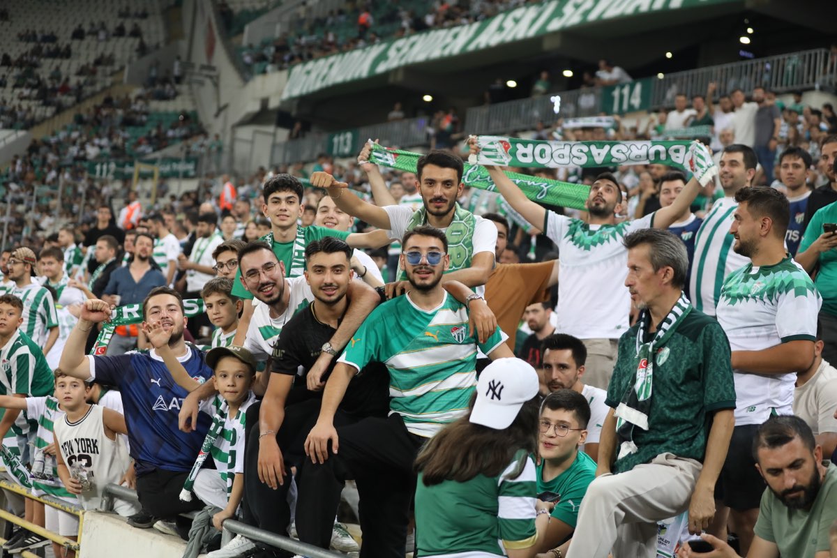 (FOTO GALERİ) Bursaspor- Söğütspor taraftar fotoğrafları -1