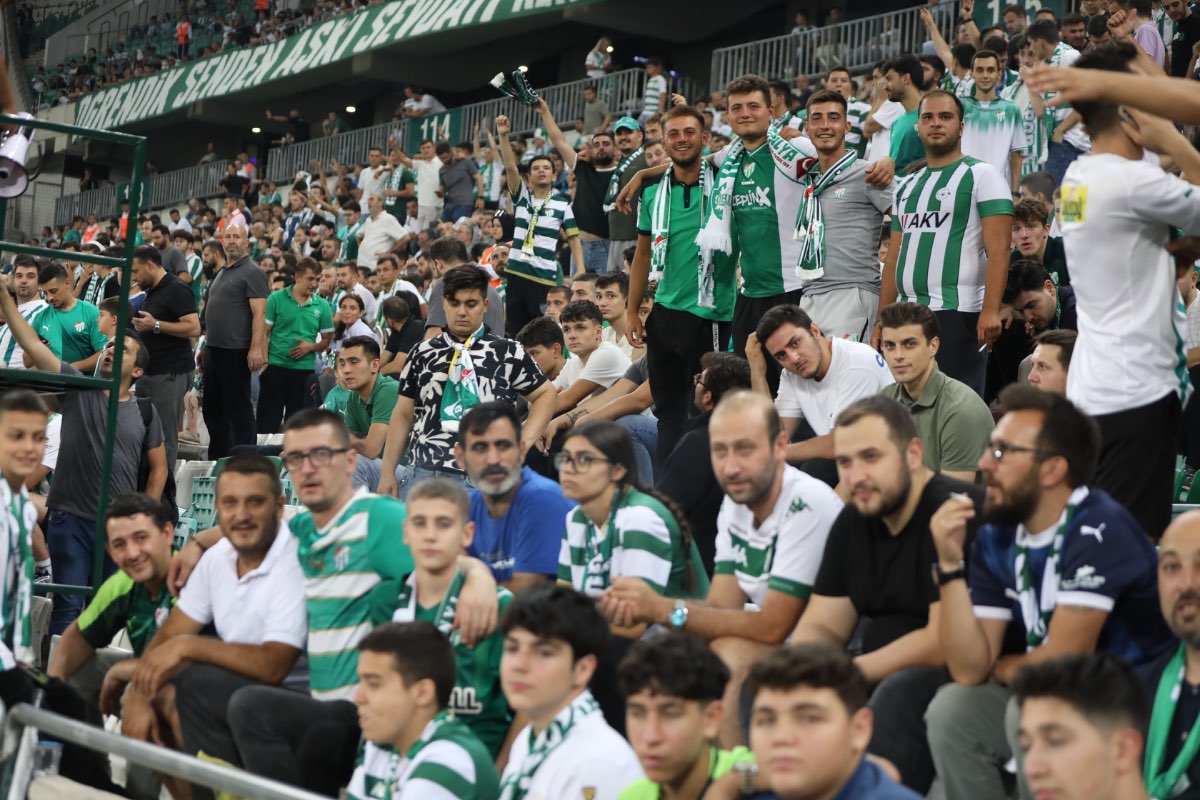 (FOTO GALERİ) Bursaspor- Söğütspor taraftar fotoğrafları -1