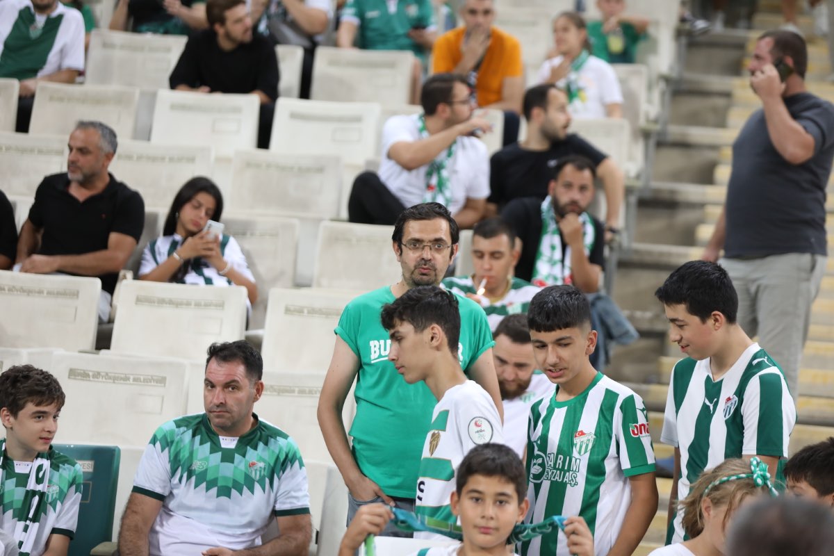 (FOTO GALERİ) Bursaspor- Söğütspor taraftar fotoğrafları -1