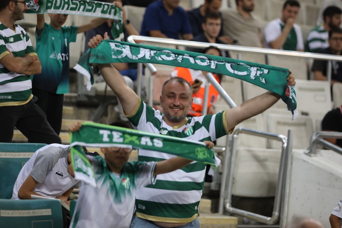 (FOTO GALERİ) Bursaspor- Söğütspor taraftar fotoğrafları -1