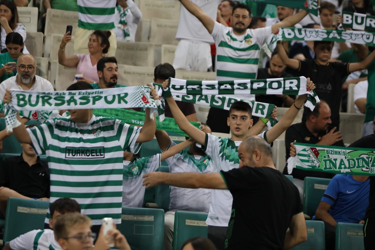 (FOTO GALERİ) Bursaspor- Söğütspor taraftar fotoğrafları -1