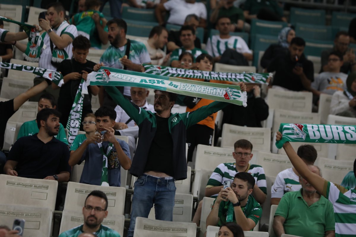 (FOTO GALERİ) Bursaspor- Söğütspor taraftar fotoğrafları -1