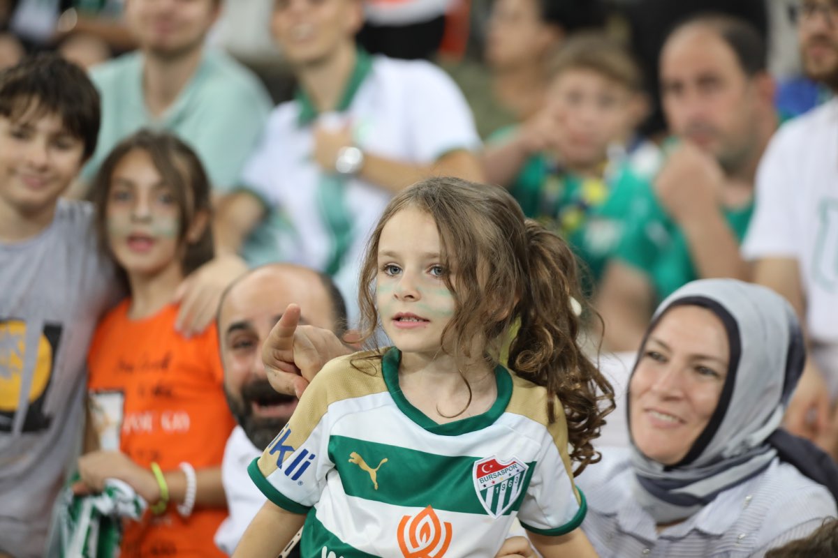 (FOTO GALERİ) Bursaspor- Söğütspor taraftar fotoğrafları -1