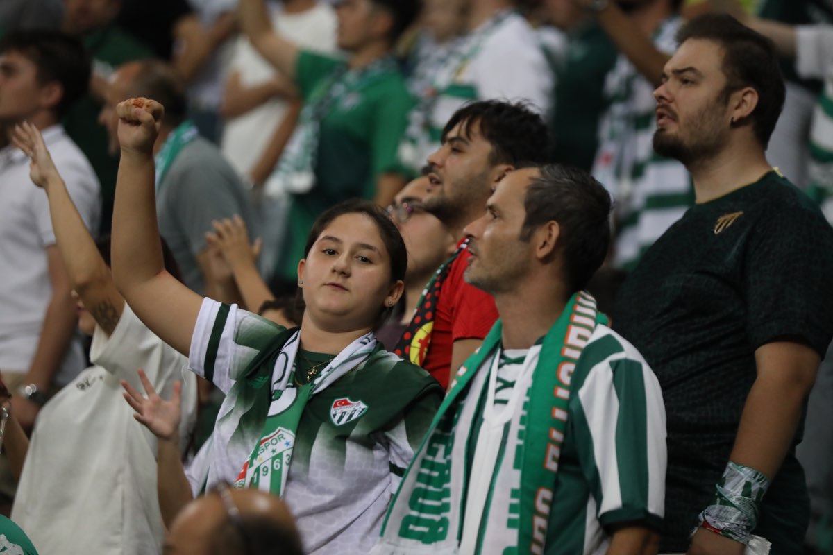 (FOTO GALERİ) Bursaspor- Söğütspor taraftar fotoğrafları -1