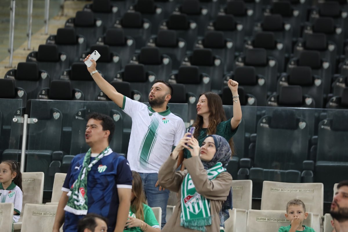 (FOTO GALERİ) Bursaspor- Söğütspor taraftar fotoğrafları -1