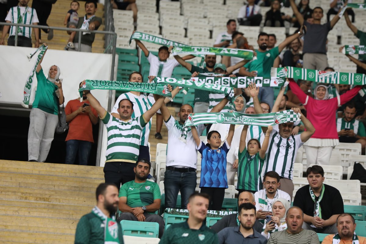 (FOTO GALERİ) Bursaspor- Söğütspor taraftar fotoğrafları -1