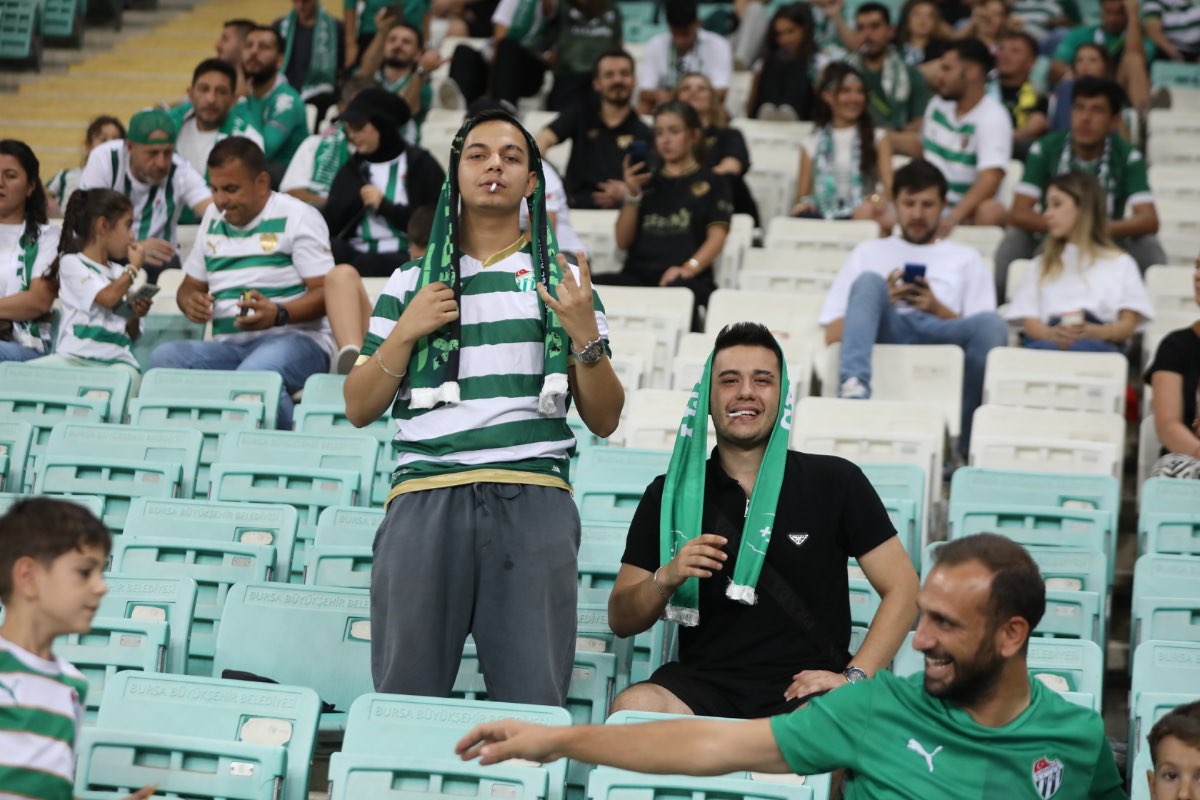 (FOTO GALERİ) Bursaspor- Söğütspor taraftar fotoğrafları -1