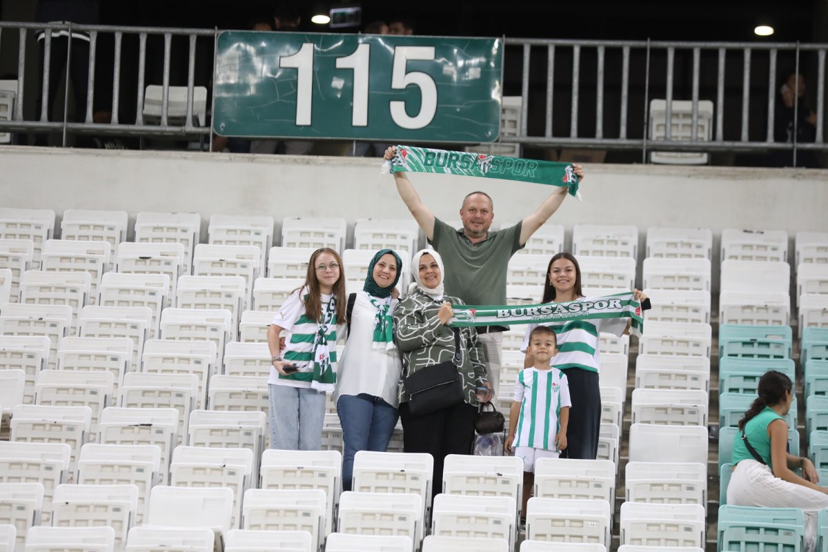 (FOTO GALERİ) Bursaspor- Söğütspor taraftar fotoğrafları -1