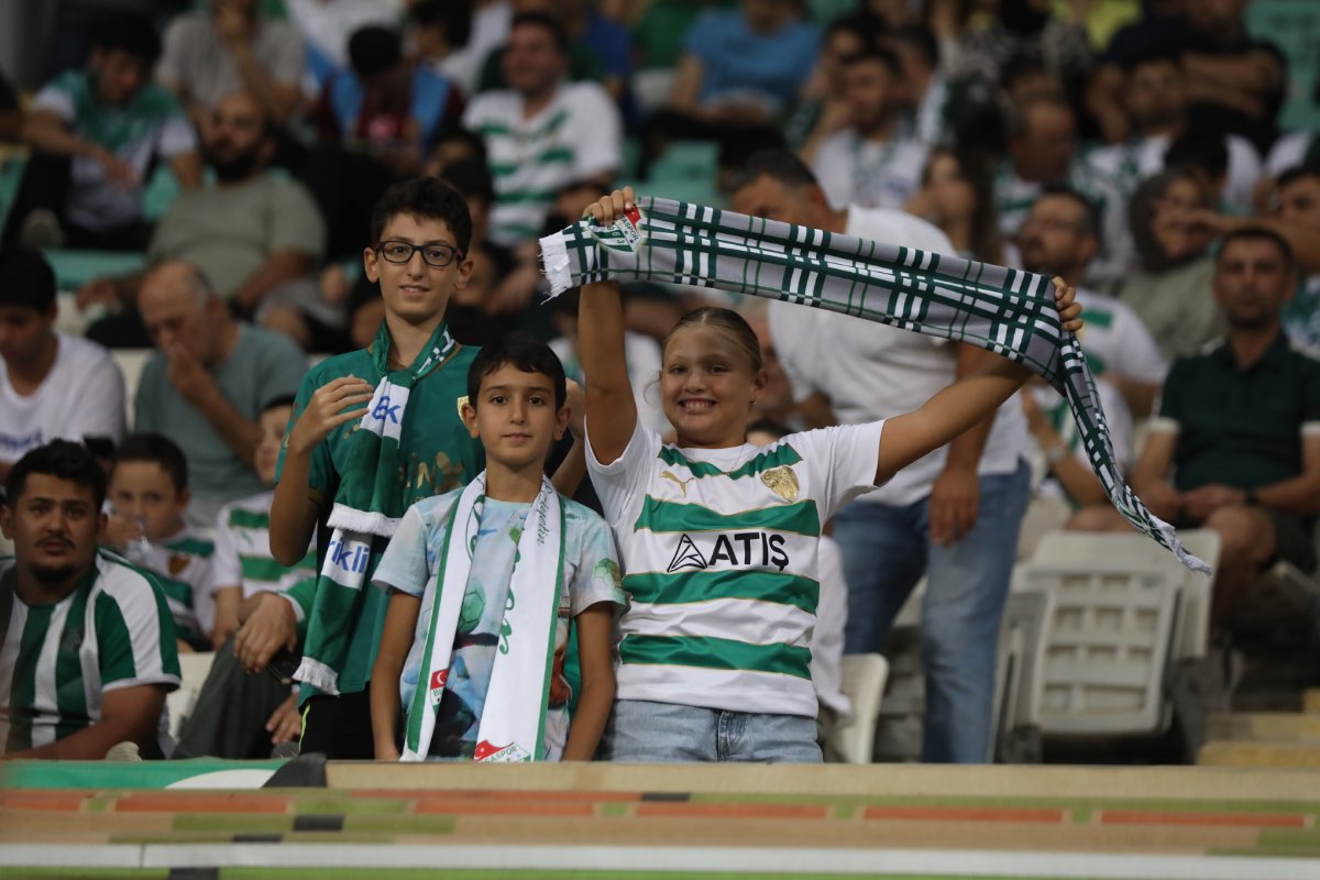 (FOTO GALERİ) Bursaspor- Söğütspor taraftar fotoğrafları -1